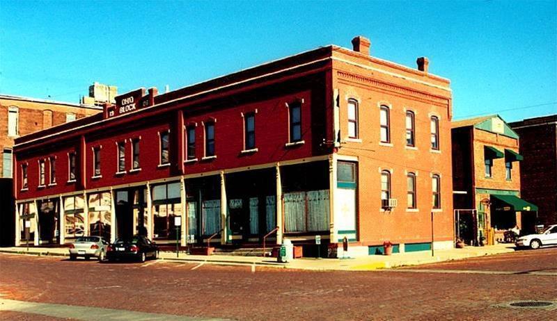 The Courtland Hotel & Spa Fort Scott Buitenkant foto