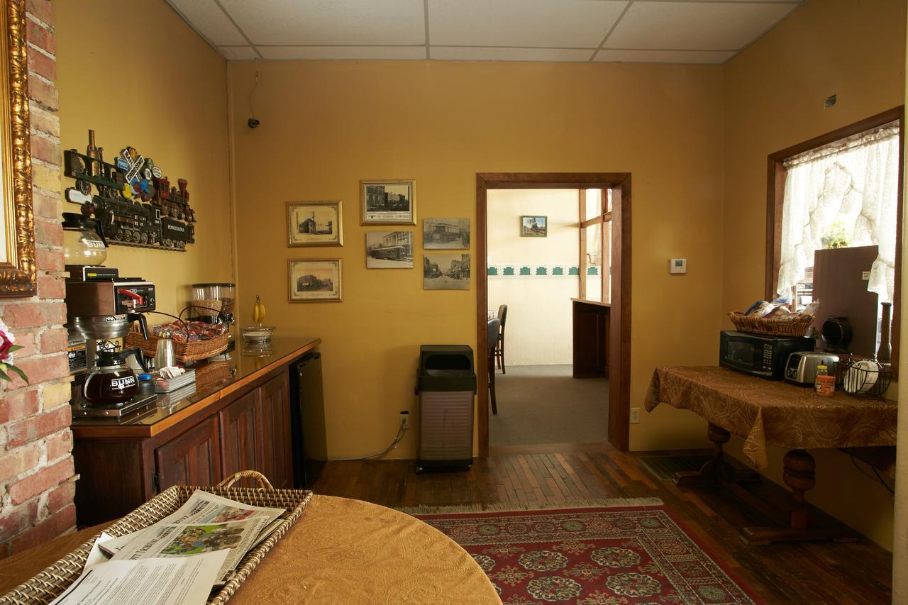 The Courtland Hotel & Spa Fort Scott Buitenkant foto